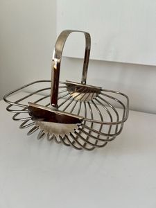 Linea Exports Inc Metal Wire <b>Storage</b> <b>Cart</b> With Wooden Shelves And Handles Modern Multi-Purpose Neatening Trolley Rectangle Shape - Product Image 6