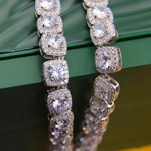 สร้อยคอเพชรทรงคุชชั่นคัทแบบสองแถว |   สร้อยคอเพชรแบบ Iced Out Halo |   เครื่องประดับทองคำขาวสุดหรู |   ฮิปฮอป - Product Image 3