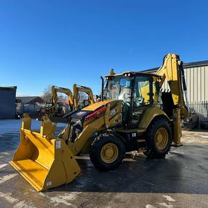 รถตักล้อยางรุ่น Strong Cat 420E พร้อมระบบไฮดรอลิกที่เชื่อถือได้ และรถตักหน้า ออกแบบมาเพื่อประสิทธิภาพสูงสุด - Product Image 1