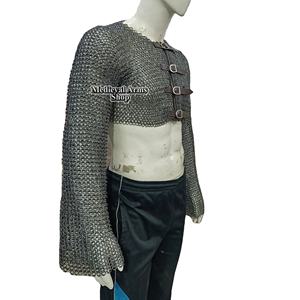 Demi-chemise en maille artisanale en acier doux à manches longues, anneaux rivetés plats, pour armure de chevalier, cosplay et reconstitution historique - Product Image 3