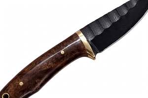Cuchillo de Cocina Artesanal de Acero al Carbono Forjado con Mango de Madera de Nogal y Latón - Product Image 3