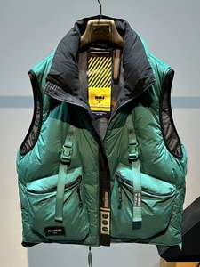 Outdoor Hooded Multi-pocket Puffer Two Piece Jacket Set for <b>Men</b> with Strap and Front Logo Sample - Product Image 2