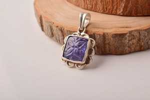Pendentif de fiançailles vintage en argent sterling sculpté à la main avec tanzanite, bijou élégant et remarquable, cadeau d'anniversaire pour elle - Product Image 3
