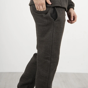 Ensemble de survêtement mode pour homme : sweat à capuche et pantalon de survêtement surdimensionnés personnalisés, idéal pour l'hiver – Fabricant de vêtements pour hommes - Product Image 5