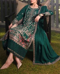 Vestidos de fiesta personalizados para mujer, atractivos trajes Shalwar Kameez de estilo indio, vestido bordado de tela Lawn y dupatta de gasa. - Product Image 5