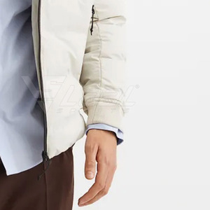 Veste matelassée pour homme, essentielle pour l'hiver en plein air, avec une finition en tissu de haute qualité, confortable - Product Image 5