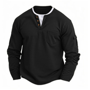 T-shirt à manches courtes en tricot pour homme, col rond, logo sur le devant, 100% polyester, anti-boulochage, coupe ample, décontracté, uni, 240g, plusieurs couleurs - Product Image 1