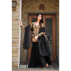 Exportateur indien proposant des ensembles sharara de haute qualité en soie et organza, comprenant un haut, un bas et un dupatta, pour les occasions de fête et les festivals. - Product Image 1