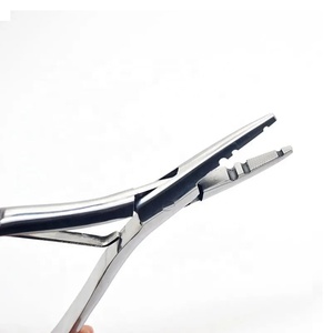Alicates Planos Multifuncionales de Acero Inoxidable de Grado Quirúrgico para Extensiones de Cabello con Estuche de Cuero y Logotipo Personalizado - Product Image 4