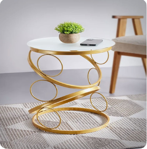 Flower-shaped side <b>table</b> <b>with</b> <b>mirrored</b> petal tabletop sections and gold metal frame legs, available at wholesale prices. - Product Image 6