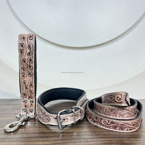 Vente en gros de luxe OEM sur mesure Collier, laisse et laisse en cuir véritable usinés à la main pour chien Ensembles combinés de 3 pièces pour chiens - Product Image 4