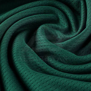 Uniforme de Baloncesto de Tela de Calidad con Nuevo Diseño, Nombre, Número y Logotipo, Uniforme de Baloncesto a Precio Económico - Product Image 3