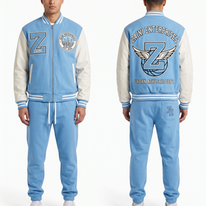 Conjunto Deportivo Varsity Premium de 400 GSM, Algodón y Poliéster, Color Azul Claro y Blanco, con Bordado y Parche de Chenilla - Product Image 1