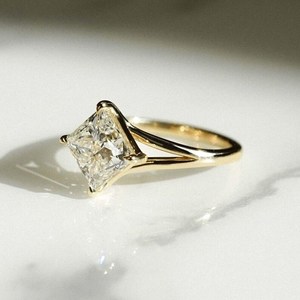 Lab Grown 2.50 CT Princess Cut Diamond Promise <b>Ring</b> For Women's With 14K Solid Gold Fine Anniversary Charm For Partners - Product Image 3