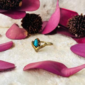 <b>Turquoise</b> V shape <b>Ring</b> Gold Plated Brass <b>Ring</b> Antique Brass Finish Tribal Crown <b>ring</b> for women - Product Image 4