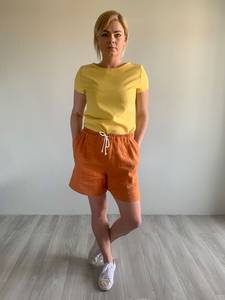 Shorts en lin orange pour femme, taille mi-haute élastique, décontracté, respirant, coupe régulière avec poches, couleur unie, tissu tissé - Product Image 3