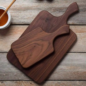 Planche à découper en bois de noyer avec poignée intégrée et trou de suspension, écologique, épaisseur 1,5 cm, passe au lave-vaisselle, plateau de service pour charcuterie - Product Image 3