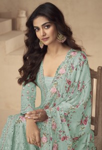 Traje Salwar Kameez Moderno para Mujer, Marca Chinon, Listo para Usar, con Bordado y Lentejuelas, para Fiestas, Bodas, Diwali y Graduaciones - Product Image 6