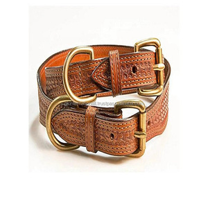 Collar de perro de cuero con patrón occidental en relieve tejido de cesta tallado a mano personalizado con herrajes de latón macizo y guardián de cuero - Product Image 4