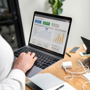 Services d'optimisation stratégique du site web améliorant la vitesse des pages, les taux de conversion et la croissance durable - Product Image 3