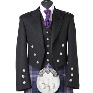 Chaqueta y Chaleco Prince Charlie para Hombre Hechos con Materiales de Primera Calidad, Nuevo y Popular Chaleco y Chaqueta Prince Charlie Escocesa Personalizada para Hombre - Product Image 1
