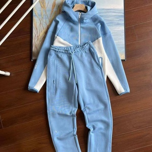 Conjunto Deportivo Informal Gris Jaspeado, Tejido, con Cremallera Completa, de Secado Rápido y con Capucha - Product Image 6