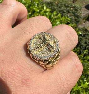 Anillo de Cruz de Jesús con Incrustaciones de Diamantes para Hombre, Acabado en Oro de 14k, Plata de Ley 925, Moissanita, Joyería Hip Hop Brillante - Product Image 1