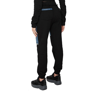 Conjuntos Deportivos 2 en 1 para Mujer con Logotipo Personalizado, Diseño Casual con Patrón Sólido, Tela Transpirable para la Temporada de Primavera - Precio de Fábrica - Product Image 4