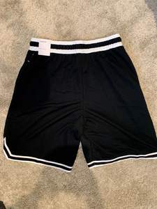 T-shirt d'été à manches courtes pour homme, tissu peigné respirant avec motif brodé, séchage rapide, style décontracté - Product Image 6