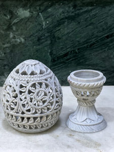 Lampe de nuit artisanale en marbre et pierre savonneuse, porte-bougie chauffe-plat sculpté, veilleuse de chevet, décoration d'intérieur unique, cadeau bohème, éclairage d'ambiance - Product Image 4