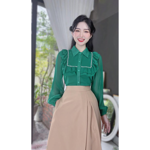 Blusa de Manga Larga para Mujer al por Mayor con Adorno de Perlas, Cuello de Solapa con Volantes, Botones Frontales, Elegante Camisa de Oficina para Venta al por Mayor - Product Image 2