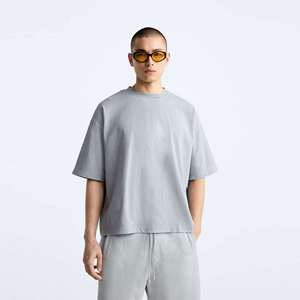 T-shirt gris à col rond pour homme, coupe ample, manches courtes, haut basique, logo personnalisé, OEM ODM, vêtements en gros - Product Image 5