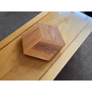 Organizador Giratorio Hexagonal de Madera, Diseño Minimalista, Contenedor de Almacenamiento Hecho a Mano en Madera Sólida - Product Image 4