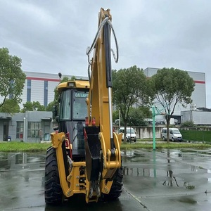 รถตักล้อยางมือสอง Caterpillar 420F รถตักล้อยางขนาดเล็กสำหรับงานก่อสร้าง งานฟาร์ม และงานภาคสนาม - Product Image 6