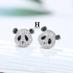 Boucles d'oreilles clous panda de luxe en argent sterling 925, micro-pavé de diamants de laboratoire, bijoux animaux mignons pour femmes, cadeau de joaillerie fine - Product Image 2