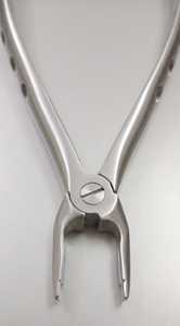 Forceps d'extraction dentaire à surface mate avec becs dentelés en acier inoxydable chirurgical – Instrument d'extraction dentaire - Product Image 4