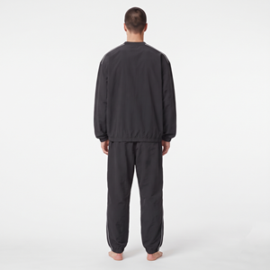 Ensemble de survêtement léger et surdimensionné en 100 % polyester avec logo brodé, idéal pour l'entraînement – Fabrication OEM - Product Image 3