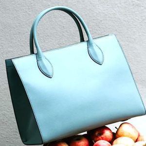 Bolso Royaa, bolso ecológico, vegano, bolso de cuero, hecho a mano, bolso ecológico, de lujo, bolso minimalista, bolso tote, cuero vegano, moda - Product Image 3