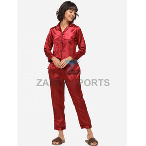 Pyjama en satin polyester/coton pour femmes, logo personnalisé, doux, respirant, fermeture à cordon, vêtements de nuit confortables, ensemble de vêtements de détente - Product Image 1