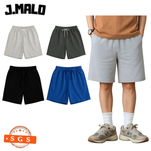 Pantalones cortos activos de algodón suave para hombre, prácticos para senderismo o trabajo de campo. - Product Image 1