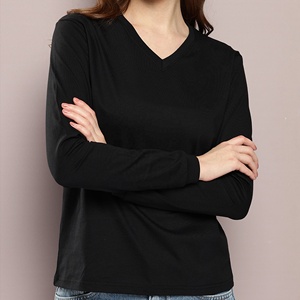 T-shirt à manches longues col en V pour femme, style streetwear du Bangladesh, coupe classique, respirant, avec coutures inversées et bords bruts, toucher doux - Product Image 4