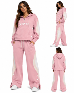 Ensemble de survêtement tendance pour femme avec sweat à capuche à motif personnalisé et pantalon cargo à panneaux incurvés et boutons-pression – Vente en gros - Product Image 1