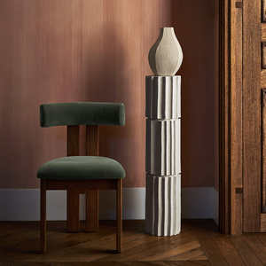 Chaise de salle à manger d'intérieur moderne en bois recyclé massif naturel de haute qualité, design durable, coussin imperméable en olive pour restaurant - Product Image 2