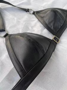 ชุดบิกินี่หนังแท้ 100% สำหรับผู้หญิง พร้อมบรรจุภัณฑ์ออกแบบเองได้ และหัวเข็มขัดเหล็กแบบปรับได้พร้อมสายปรับระดับ - Product Image 3