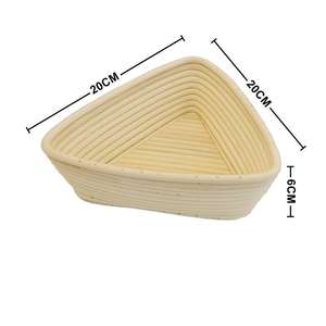 Cesta Triangular para Fermentación de Masa de Panadería con Batidor de Masa, Cortador de Pan y Forro Ecológico de Ratán - Product Image 3
