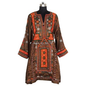 Vestido Bohemio Banjara Vintage BDR011, Túnica de Algodón Hecha a Mano con Diseño de Inspiración Baluchi - Product Image 5
