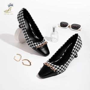 Chaussures de bureau à talon carré de 5 cm en tweed et satin mat PU, vente en gros, fabricant vietnamien de chaussures - Product Image 4