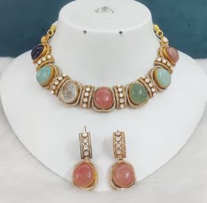 Collar de calidad premium con hermosos aretes, perfecto para fiestas, bodas y ocasiones formales, conjunto de collar ligero y minimalista. - Product Image 1