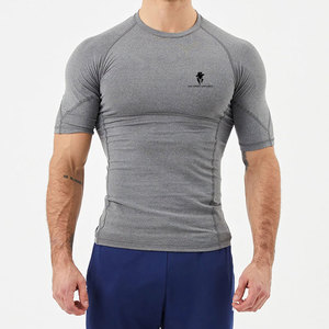 Vêtements de sport de qualité supérieure, t-shirt de compression respirant avec matière anti-humidité pour les séances d'entraînement - Product Image 1