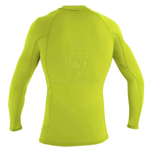 Rashguard Athlétique Personnalisé avec Construction Respirante et Technologie d'Évacuation de l'Humidité pour un Confort Optimal Pendant les Entraînements - Product Image 3
